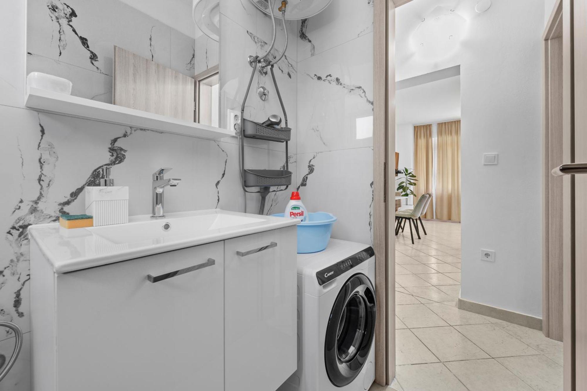 Apartment Lejla Šišan Kültér fotó