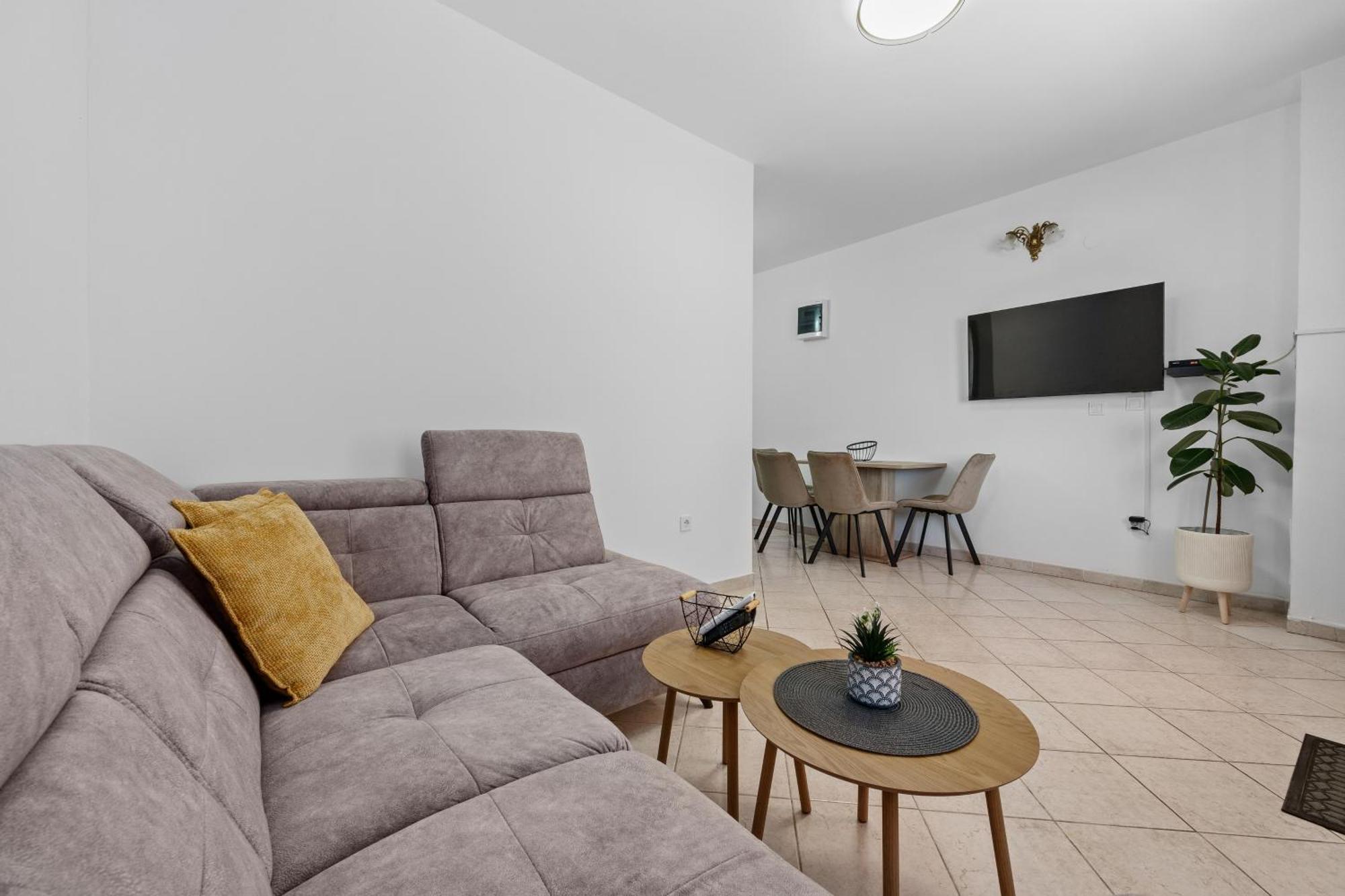 Apartment Lejla Šišan Kültér fotó