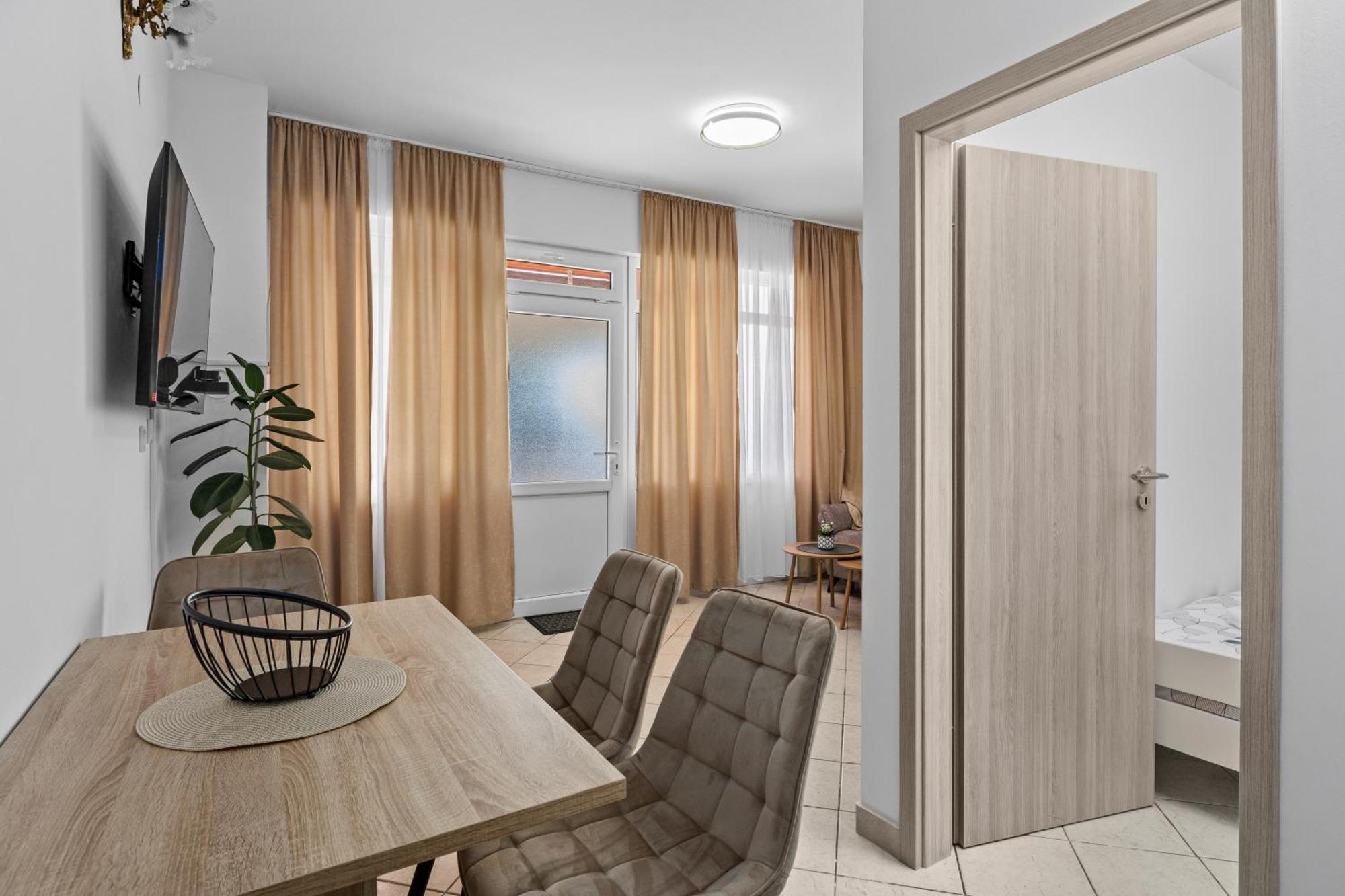 Apartment Lejla Šišan Kültér fotó